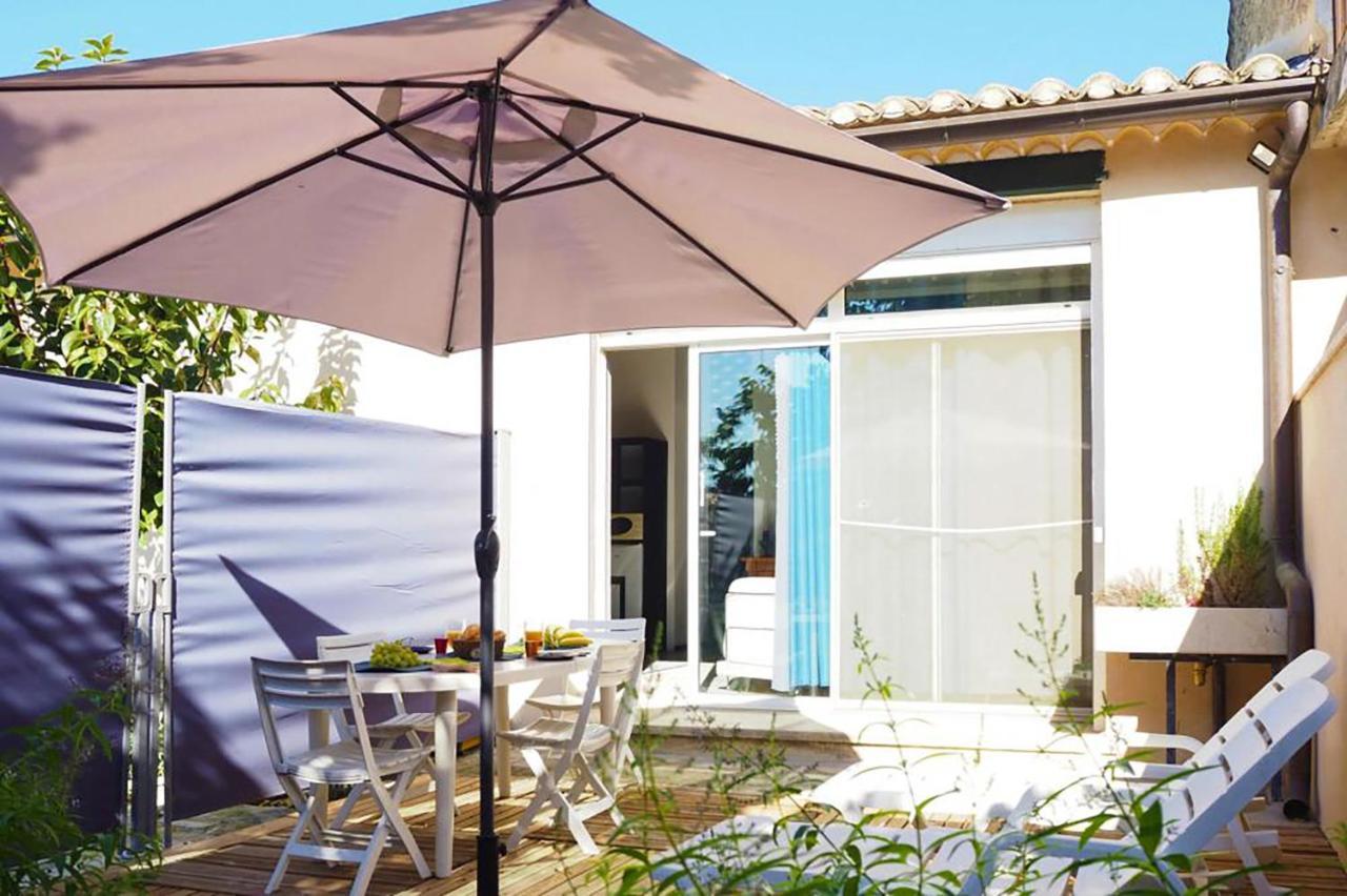 Villa Enfin Arrivés ! LʼIsle-sur-la-Sorgue Esterno foto